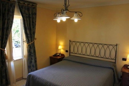 Castello Di Montegiove Country House - 3