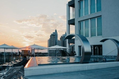 J44 Lifestyle Hotel - 5