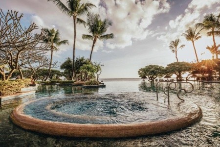 La Pirogue Resort & Spa - 4