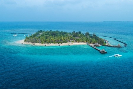 Taj Coral Reef Resort & Spa (Henbadhoo)