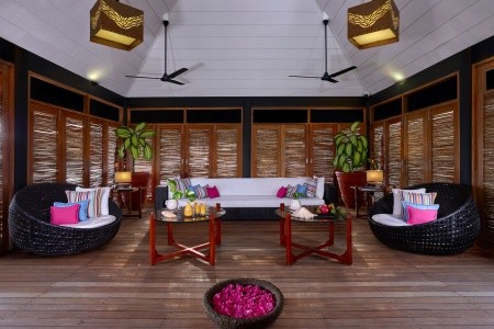Taj Coral Reef Resort & Spa (Henbadhoo) - 5