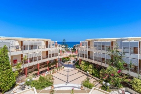 Hydramis Palace Beach Resort - 4
