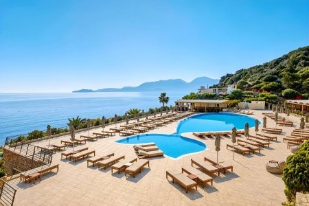 Blue Marine Resort & Spa - 4