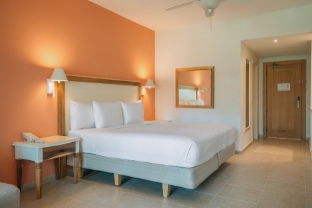 Iberostar Waves Punta Cana - 60