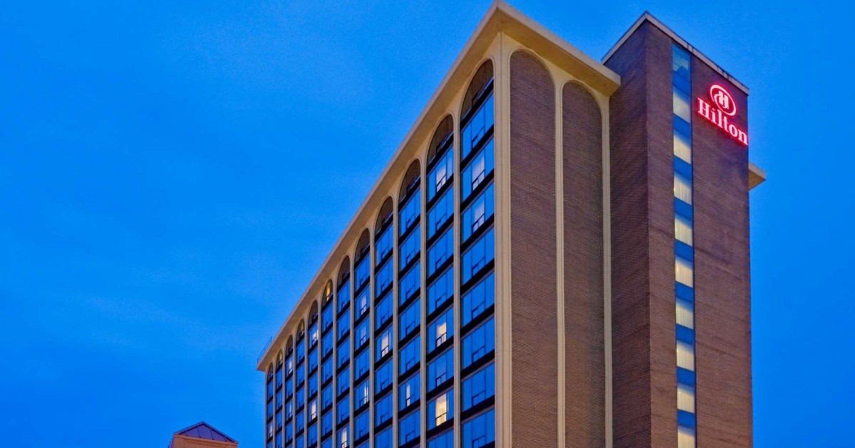 Hilton Springfeild Il Hotel Hilton Springfield, USA - 23 155 Kč Invia