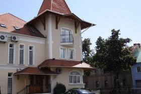 Platán