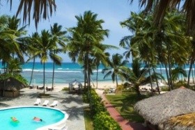 Playa Esmeralda Beach Resort