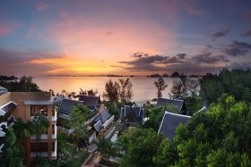 Amari Vogue Resort