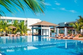 Roc Casa Del Mar