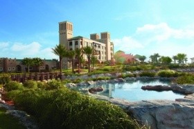 Desert Islands Resort & Spa