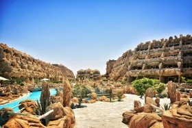 Caves Beach Resort Hurghada