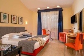 Blu Roma