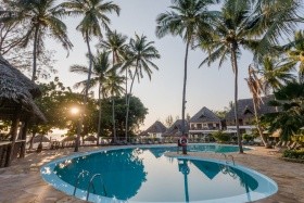 Paradise Beach Resort **** Zanzibár