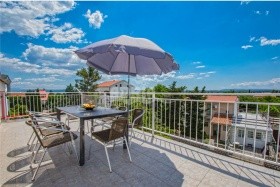 Tajci apartmanház
