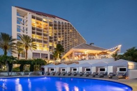 Naples Grande Resort & Club