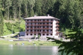 Rezidence Regina (Alleghe)