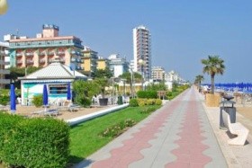 Romeo Apartman - Nyaralás Lido di Jesolo-ban