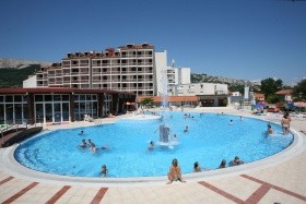 Villen Corinthia-Baska