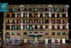 Una Napoli