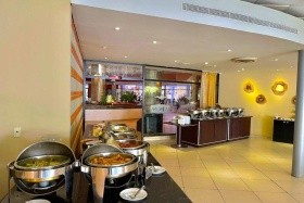 Summit Rainforest & Golf Resort