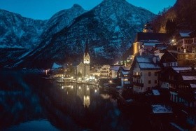 Adventi kirándulás Hallstatt és Salzburg városába
