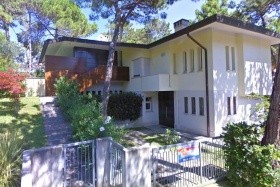 VILA ISOLINA