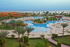 Amwaj Oyoun & Resort