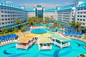 Crystal Admiral Resort & Spa