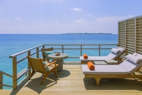 Dhigali Maldives Island Resort