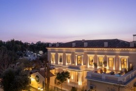 La Divina Aria Hotels