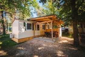 Camping Menina