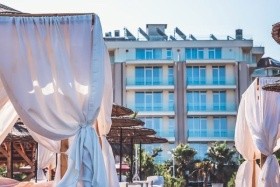 Aria Beach Resort