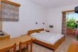 Alexandros studia a apartmány