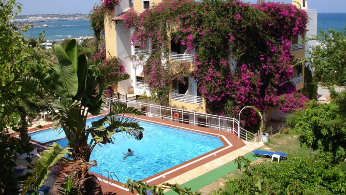 Apartmány Iliostasi Beach