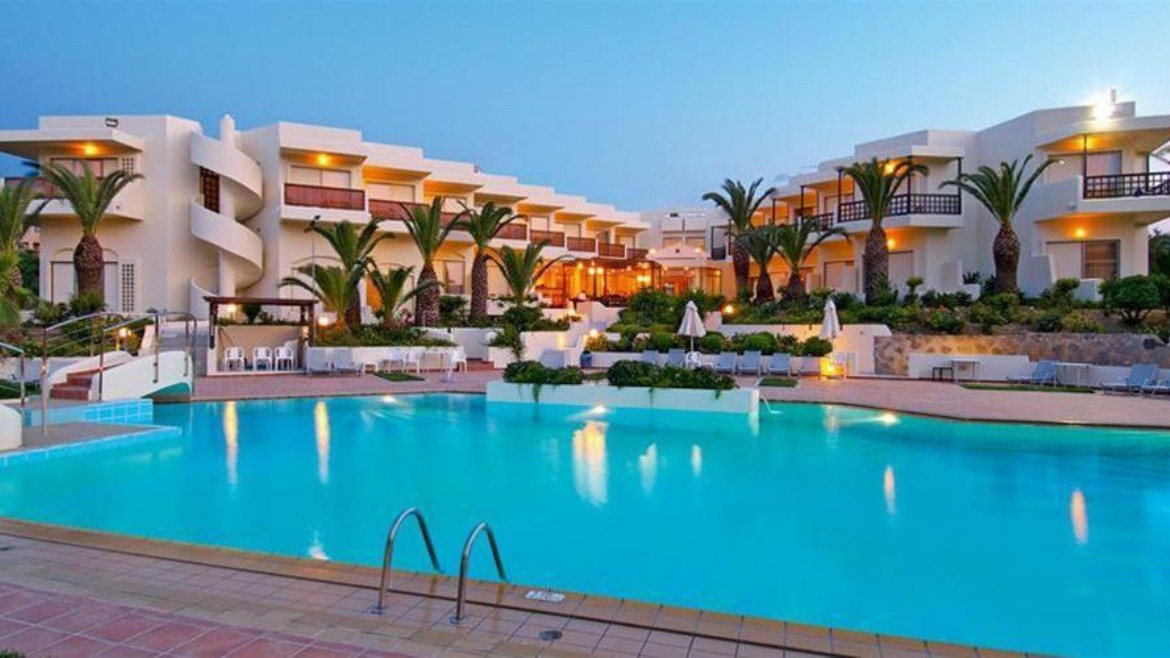 Giannoulis Santa Marina Beach