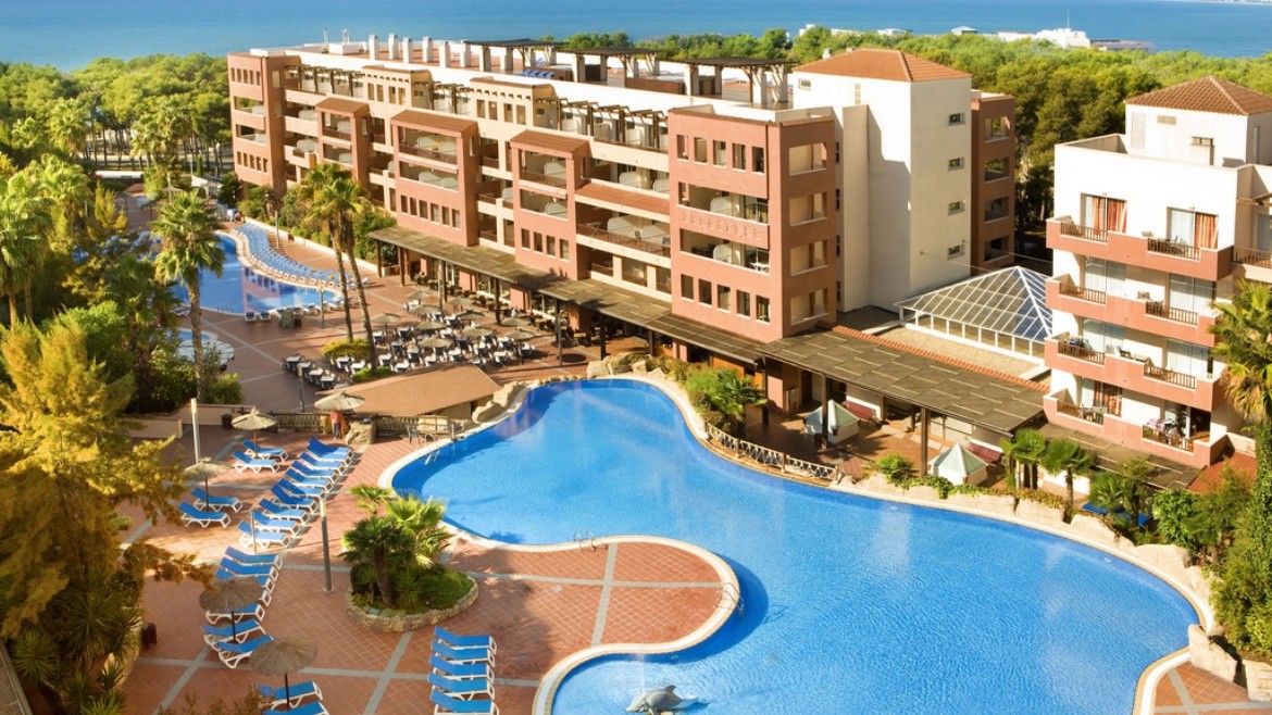 H10 Mediterranean Village