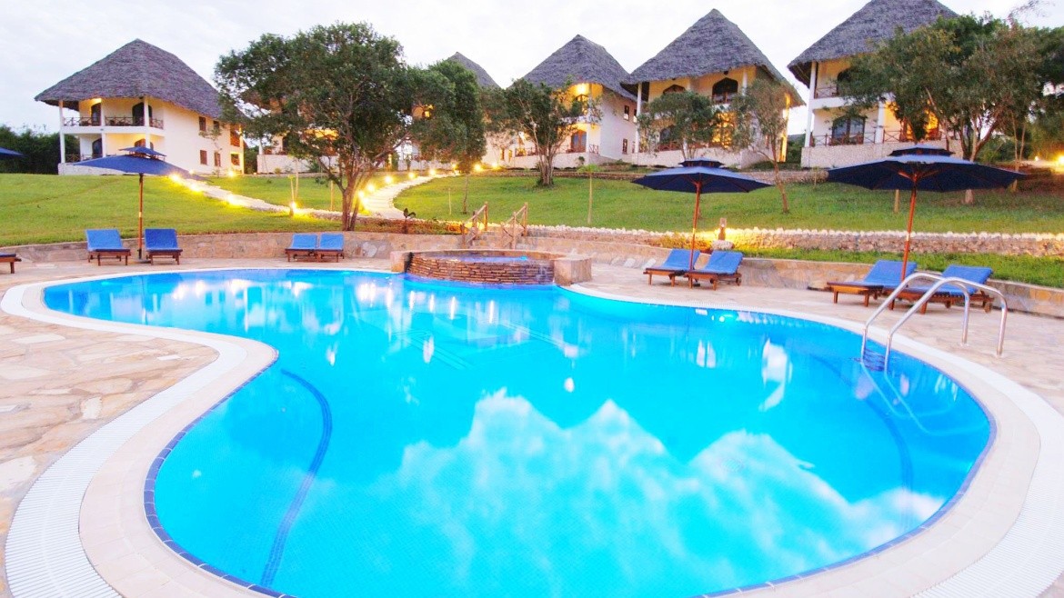 Bluebay Beach Resort & SPA