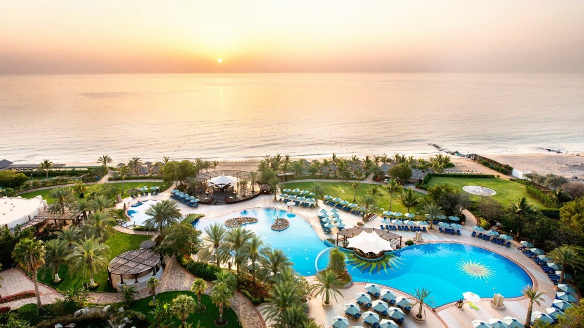 Le Meridien Al Aqah Beach Resort