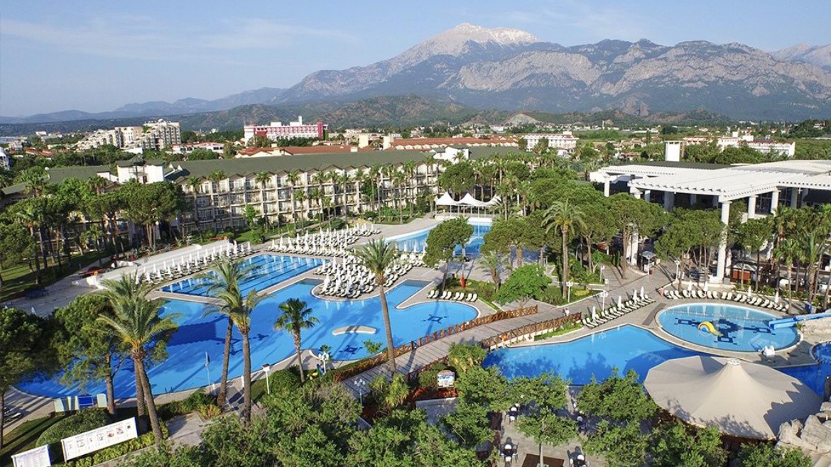 Dobedan World Palace (ex. Alva Donna World Palace)