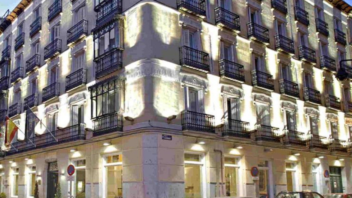 Lusso Infantas