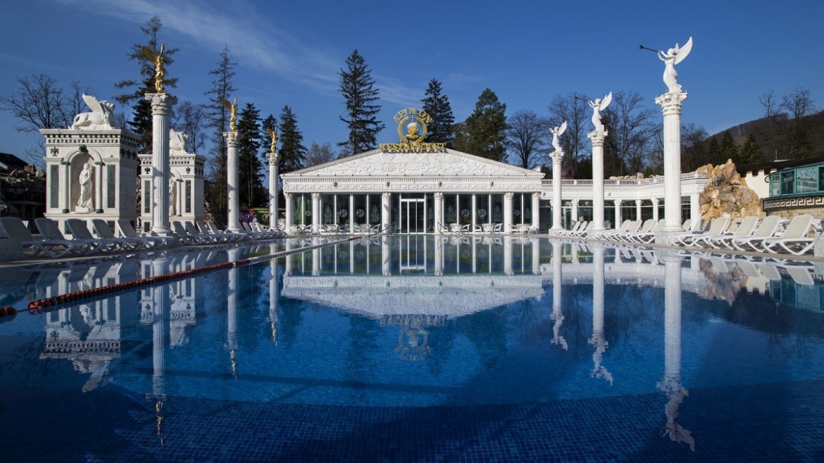 Aphrodite Palace