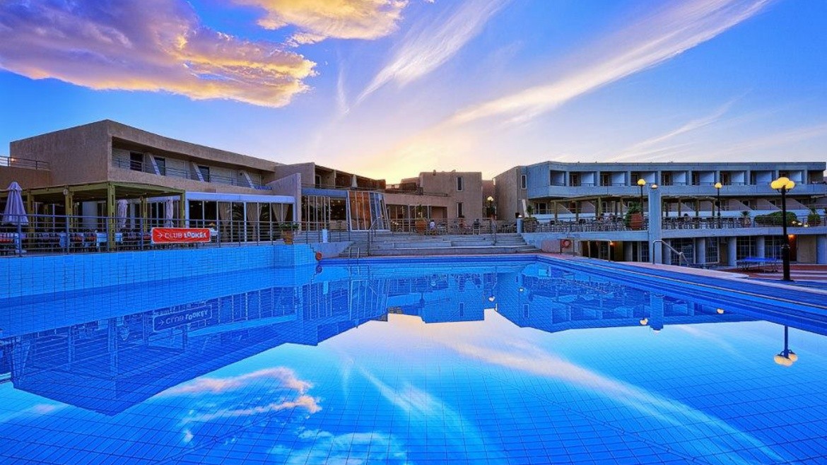 Santa Marina Beach Resort