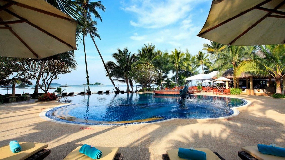 Centara Tropicana Resort