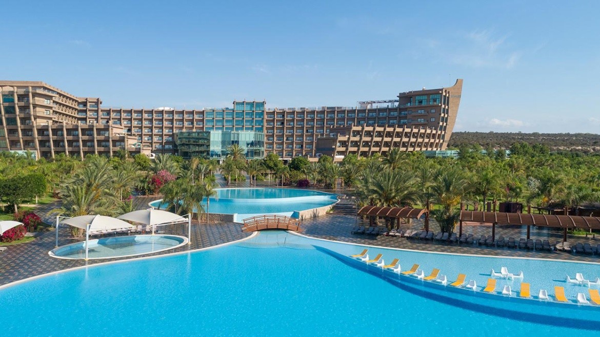 Noah's Ark Deluxe Hotel & Spa