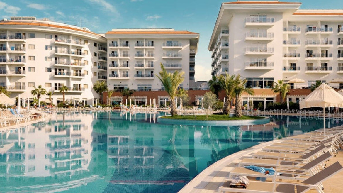 Seaden Sea World Resort & Spa