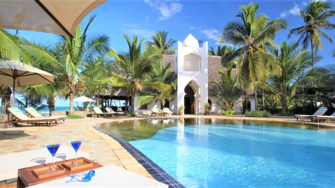 Sultan Sands Island Resort