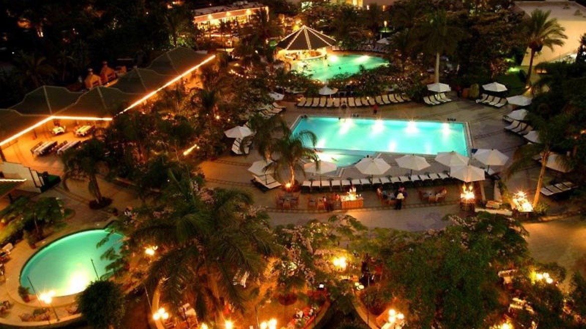 Hilton Cairo Heliopolis & Heliopolis Towers Hotel