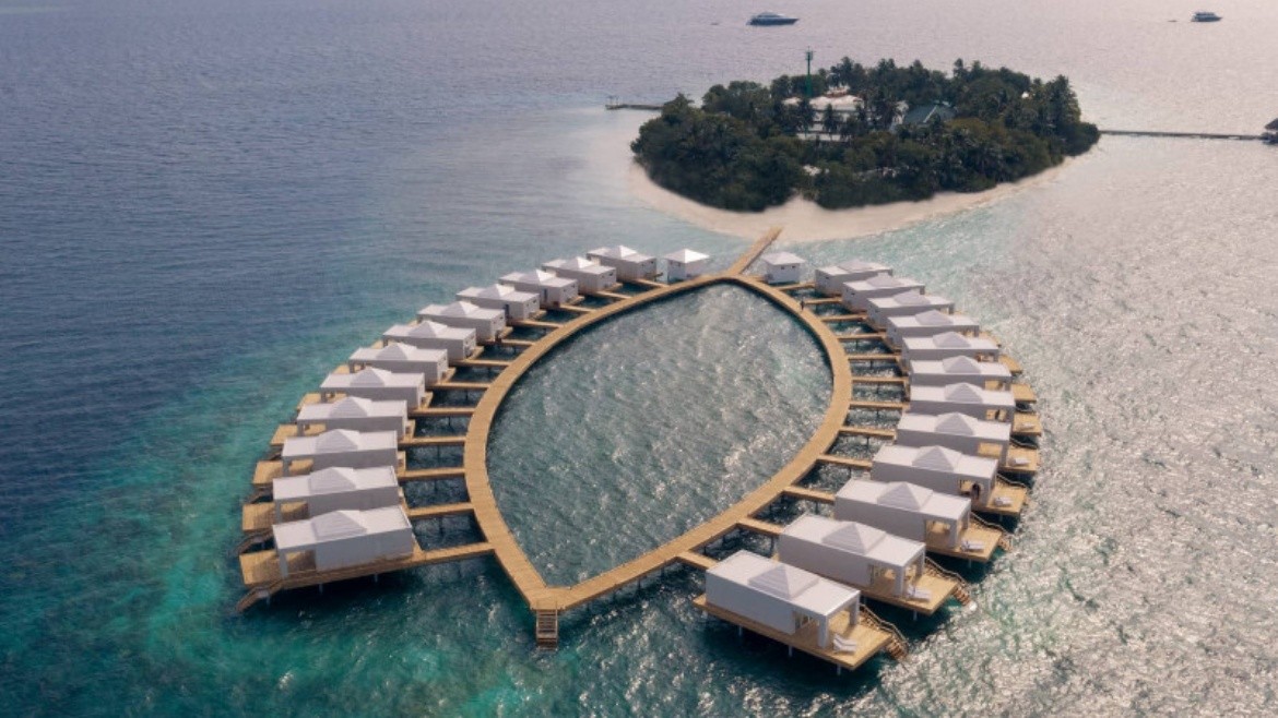 Sandies Bathala Island Resort