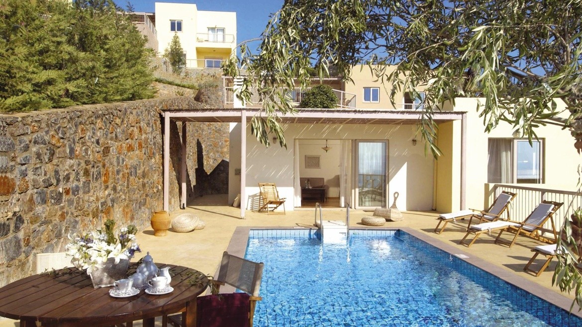 Pleiades Luxurious Villas