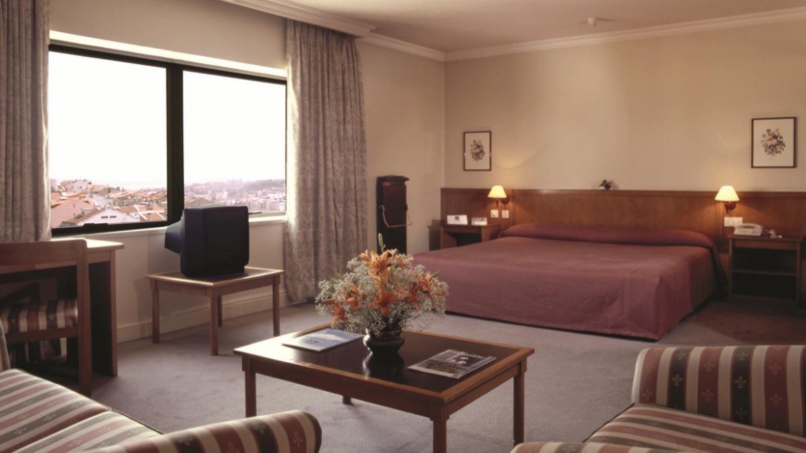 VIP Executive Marques Aparthotel